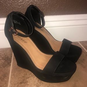 All matte black Bamboo heels size 5 1/2 w/ 3” heel